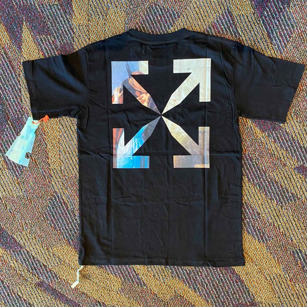 Black Kiss S/S T-shirt - Picture 2 of 6